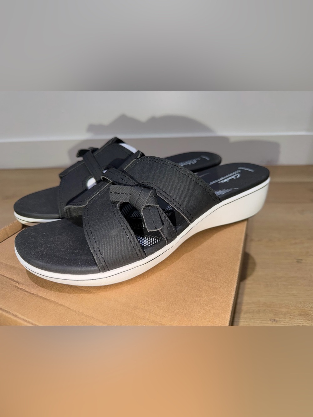 Clark’s Women Cloud Steppers Comfort Slide Sandals - Black Size 12